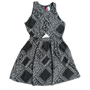 H&M Divided Women’s Size 6 Black & White Bandana Print Cut-Out Mini Dress Boho
